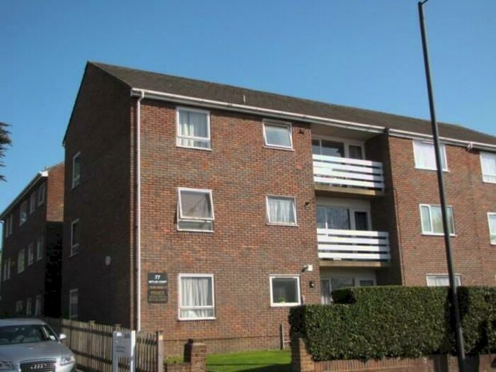3 Bedroom Flat To Rent In Bessborough Road, Harrow, HA1