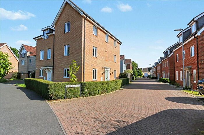 3 Bedroom Town House For Sale In Tulip Gardens, Cringleford, Norwich, Norfolk, NR4