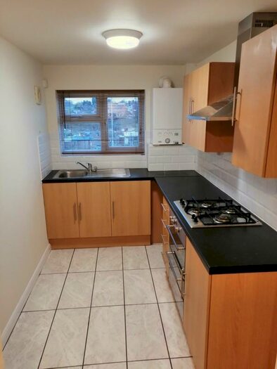 1 Bedroom Apartment To Rent In Whiteford Drive, Kettering, Northamptonshire, NN15