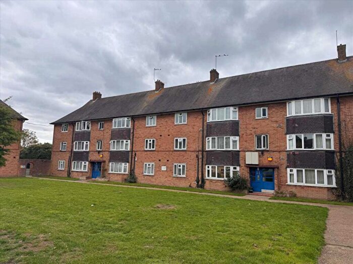 2 Bedroom Apartment To Rent In Elsinge Road, London, London, EN1