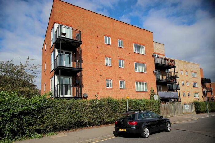 1 Bedroom Flat To Rent In Bridgwater Road, Ruislip, HA4