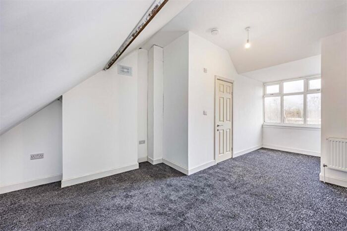 3 Bedroom House To Rent In Linden Street, Mansfield, NG19