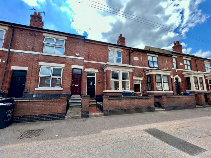3 Bedroom Terraced House To Rent In Cameron Road, Derby, Derbyshire, DE23