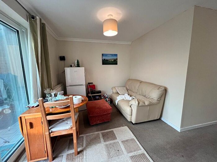 2 Bedroom Terraced House To Rent In Chevening Close, [Ref: KhpLlt], BS34