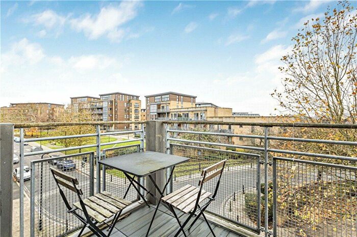 1 Bedroom Apartment For Sale In Harry Zeital Way, London, E5