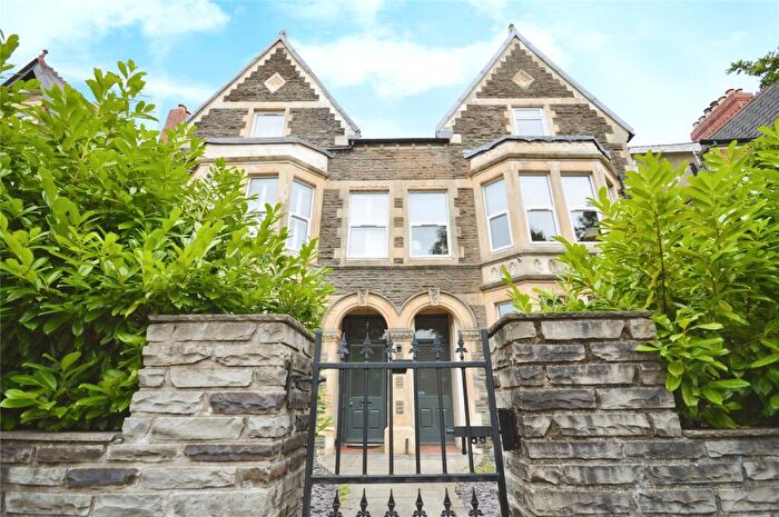 3 Bedroom Apartment For Sale In Llandaff Road, Pontcanna, Cardiff, CF11
