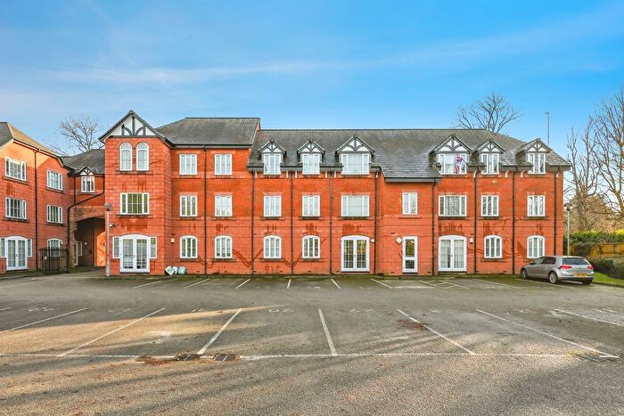 2 Bedroom Flat For Sale In Woodholme Court, Liverpool, L25