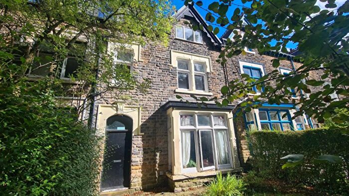 Flat To Rent In Oak Road, Leeds, West Yorkshire, LS7