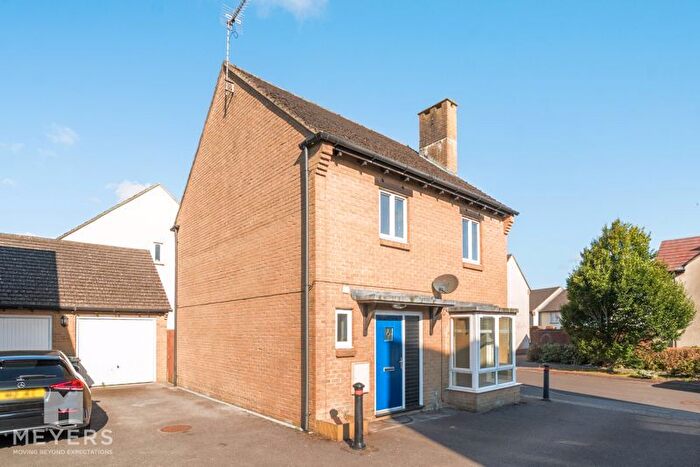 3 Bedroom Detached House For Sale In Back Lane, Wool, BH20