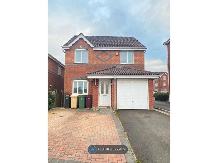 3 Bedroom Detached House To Rent In Pear Tree Drive, Farnworth, Bolton, BL4