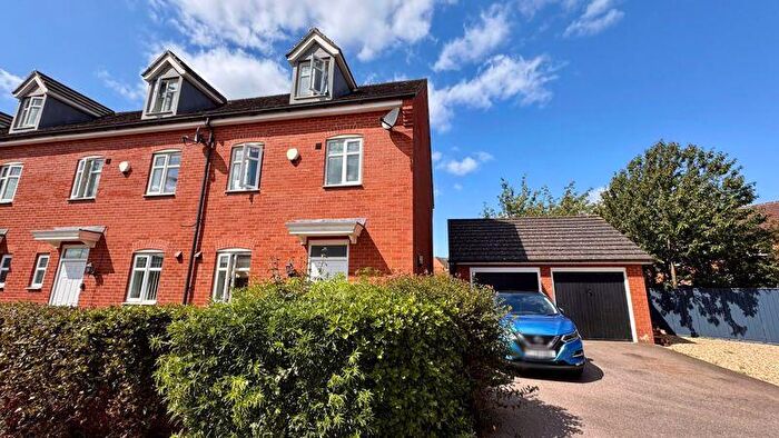 4 Bedroom Town House For Sale In Kirkstall Close, Carlton Boulevard, Lincoln, LN2