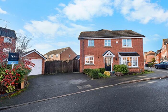 3 Bedroom Semi-Detached House For Sale In Steel Close, Bromsgrove, B60