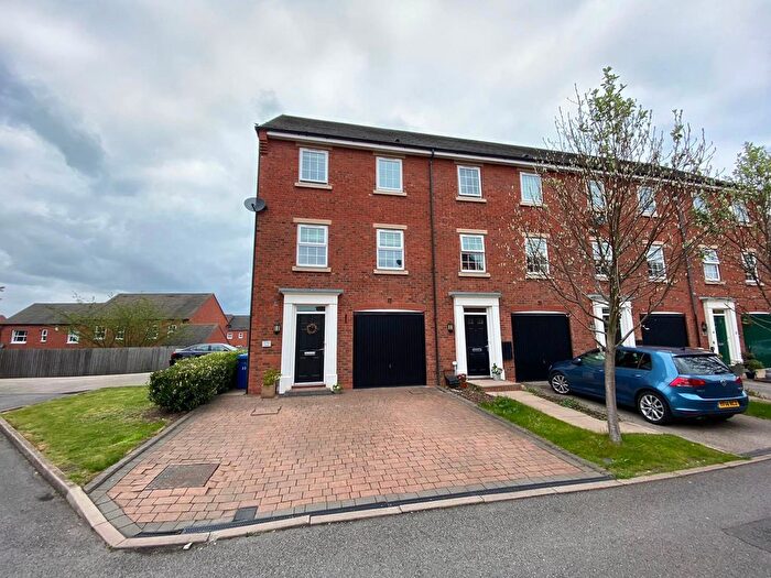 4 Bedroom Town House To Rent In Mary Slater Road, Lichfield, WS13