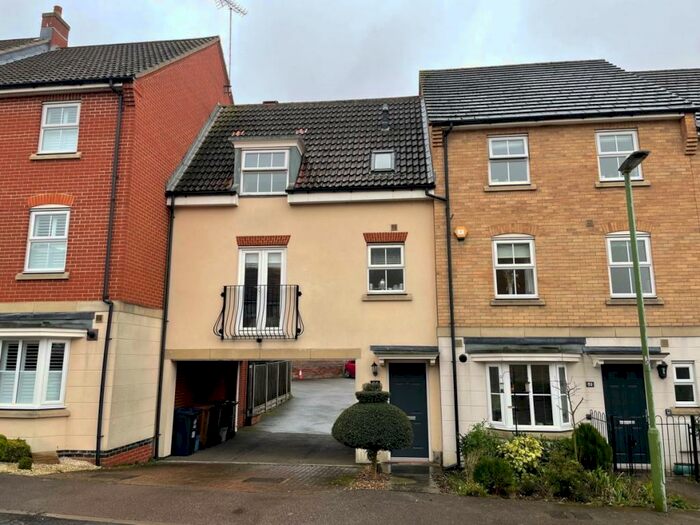 3 Bedroom Terraced House To Rent In Lady Margaret Gardens, Ware, SG12