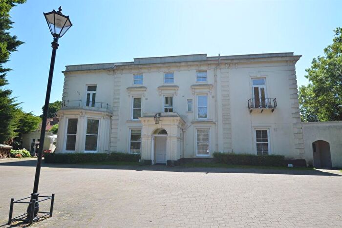 1 Bedroom Apartment To Rent In Buckhurst Hill House, Queens Road, Buckhurst Hill, IG9