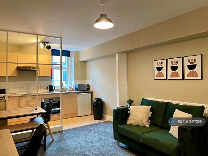 Studio To Rent In Alexandra Hall, Lancaster, LA1