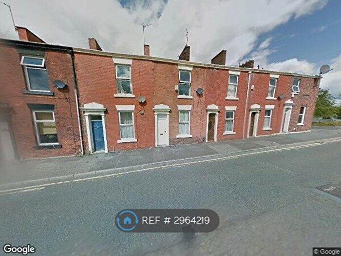 2 Bedroom Terraced House To Rent In Mosley St, Blackburn, BB2