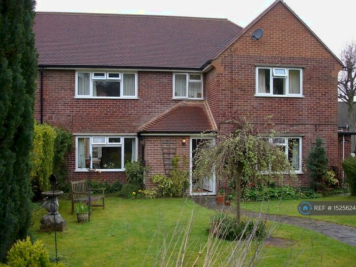2 Bedroom Maisonette To Rent In Barnett Close, Wonersh, Guildford, GU5