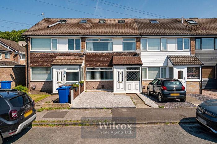 3 Bedroom Terraced House For Sale In Broomfield Close, Ainsworth, BL2
