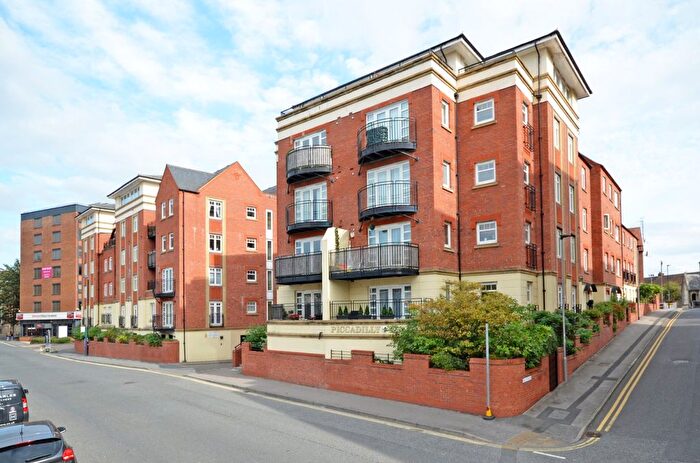 2 Bedroom Flat For Sale In Trafalgar House, Piccadilly Plaza, York, YO1
