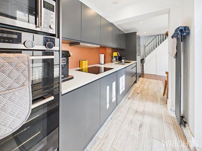 2 Bedroom Terraced House For Sale In Chantry Lane, Hatfield, AL10