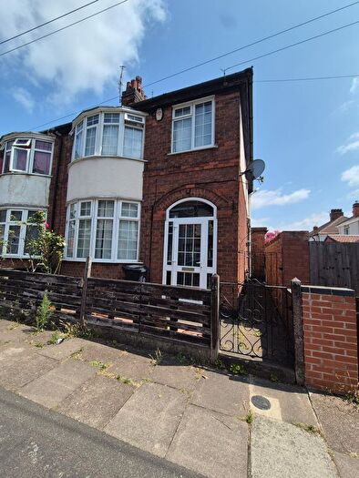 3 Bedroom Semi Detached House To Rent In Royal Road, Belgrave Leicester, LE4