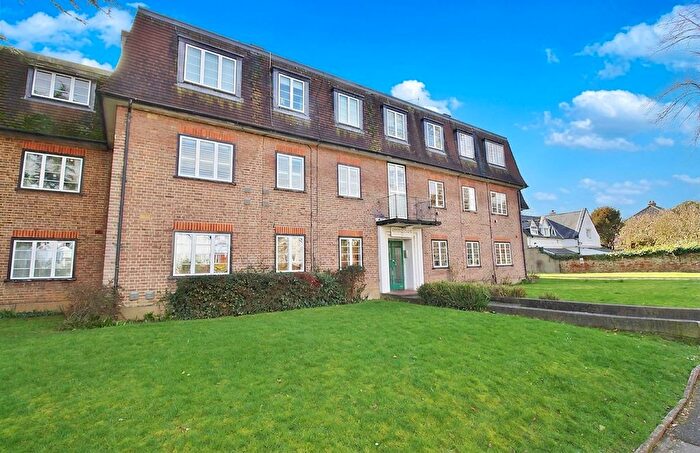2 Bedroom Flat For Sale In Osterley Lodge, Church Road, Isleworth, TW7