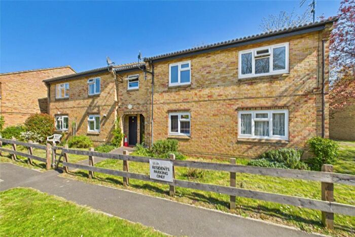1 Bedroom Apartment For Sale In Heron Wood Road, Aldershot, Hampshire, GU12