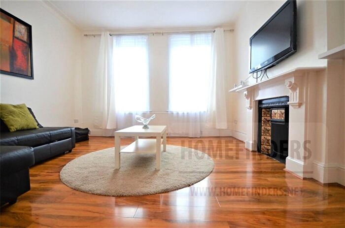 3 Bedroom Apartment To Rent In The Grove, Stratford, E15