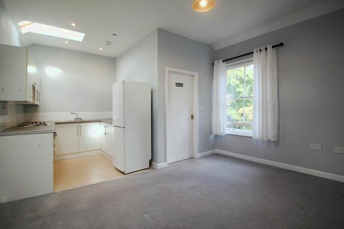 1 Bedroom Flat To Rent In High Street, Tarporley, CW6