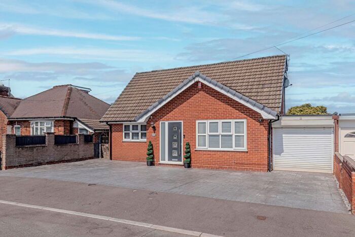 4 Bedroom Detached Bungalow For Sale In Short Bambury Street, Stoke-On-Trent, ST3