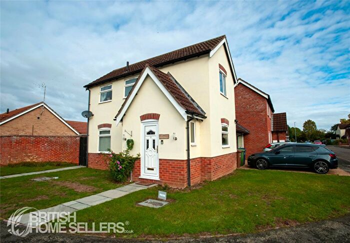 2 Bedroom Detached House For Sale In Walsingham Court, Leverington, Wisbech, Cambridgeshire, PE13