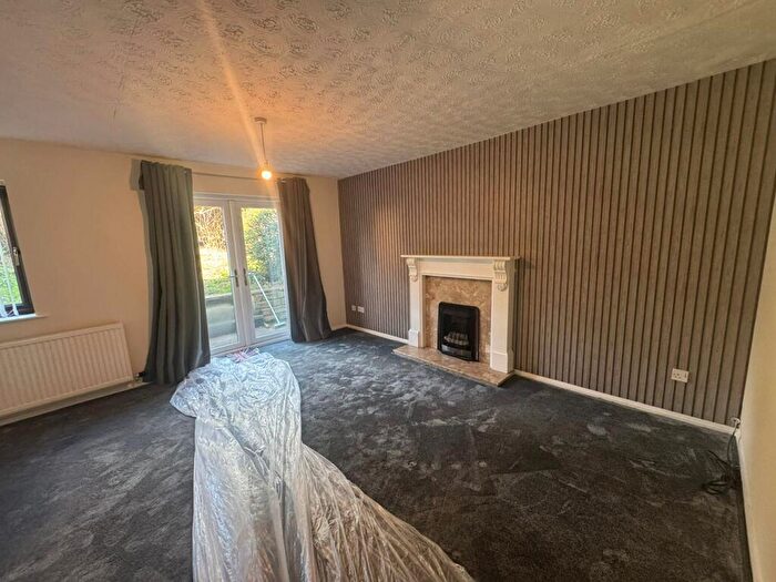 2 Bedroom Semi-Detached House To Rent In Cheviot Gate, Low Moor, Bradford, BD12