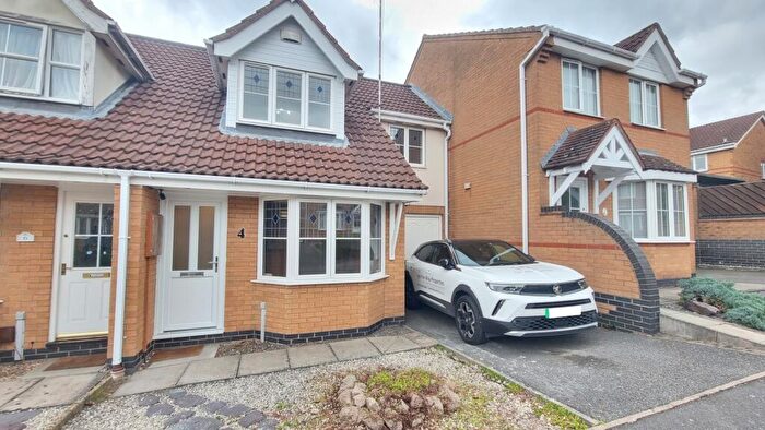 3 Bedroom Town House To Rent In Little Masons Close, Thorpe Astley, LE3