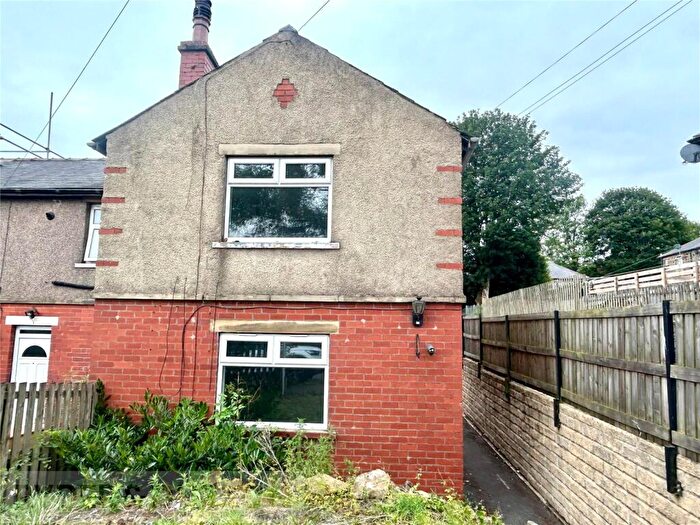 2 Bedroom Terraced House To Rent In Ashville Grove, Halifax, West Yorkshire, HX2