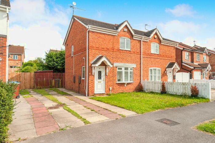 2 Bedroom Semi-Detached House To Rent In Harbour Way, Hull, HU9