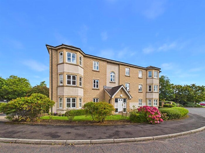 2 Bedroom Apartment For Sale In Carnoustie Court, Whitley Bay, NE25