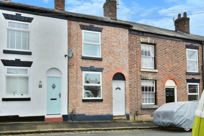 2 Bedroom Terraced House To Rent In James Street, Macclesfield, Cheshire, SK11