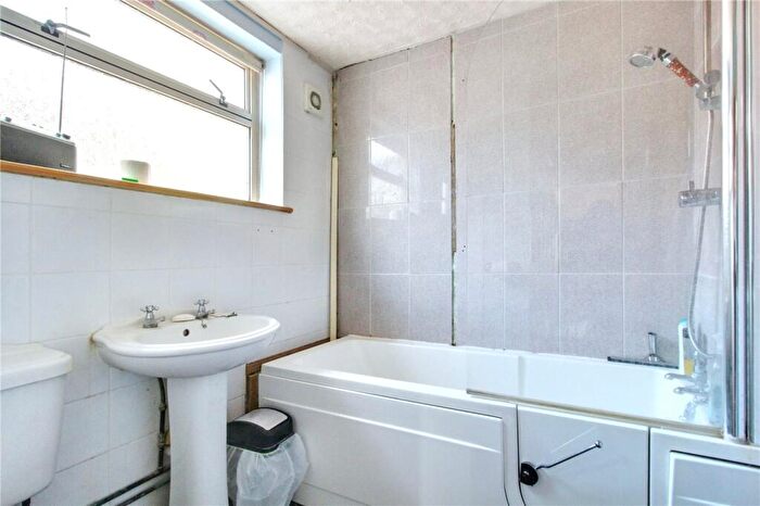 2 Bedroom Bungalow For Sale In Jermyns Road, Reydon, Southwold, Suffolk, IP18