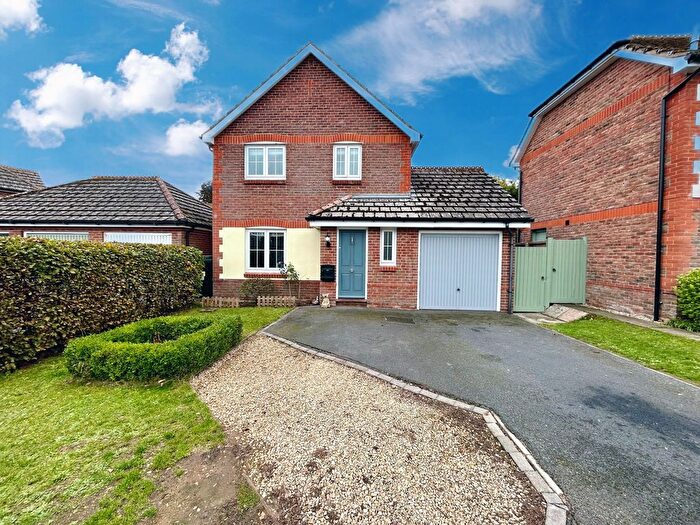 3 Bedroom Detached House For Sale In Hollis Way, Halstock, BA22