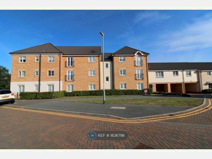 1 Bedroom Flat To Rent In School Avenue, Basildon, SS15