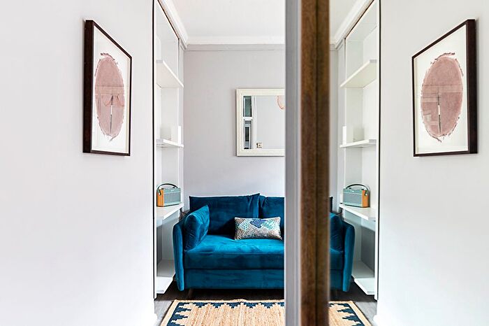 1 Bedroom Flat To Rent In Freshwater Court, Crawford Street, London, W1H