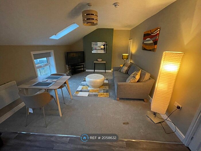 1 Bedroom Flat To Rent In Leeds Road, Harrogate, HG2