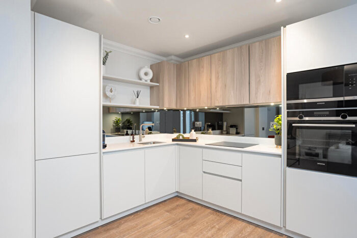 2 Bedroom Apartment For Sale In Royal Meadows, Sciennes Road, Edinburgh, EH9