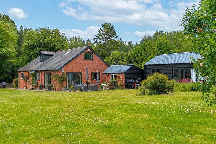 5 Bedroom Detached House For Sale In East Dean, Lockerley, SP5
