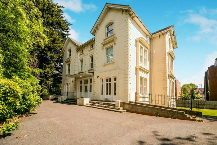 2 Bedroom Apartment To Rent In Kendrick Road, Reading, RG1