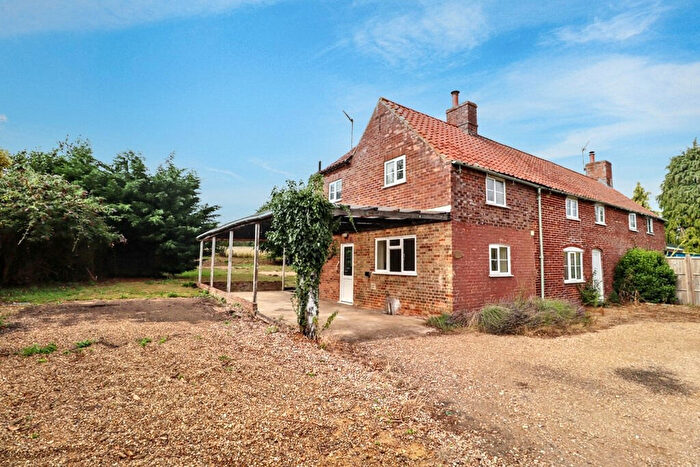 3 Bedroom Semi-Detached House For Sale In Common Lane, Gayton Thorpe, King's Lynn, Norfolk, PE32