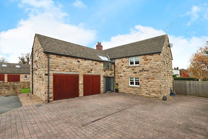 4 Bedroom Semi-Detached House For Sale In Doncaster Road, Foulby, Wakefield, WF4