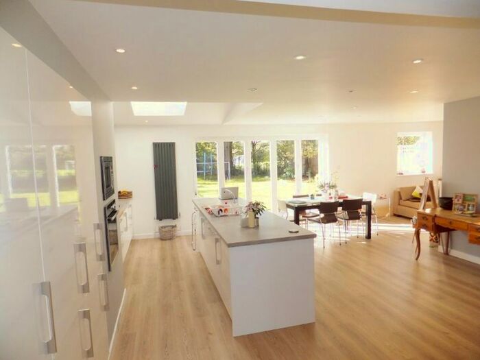 4 Bedroom Semi-Detached House To Rent In Meadway, Hildenborough, Tonbridge, TN11