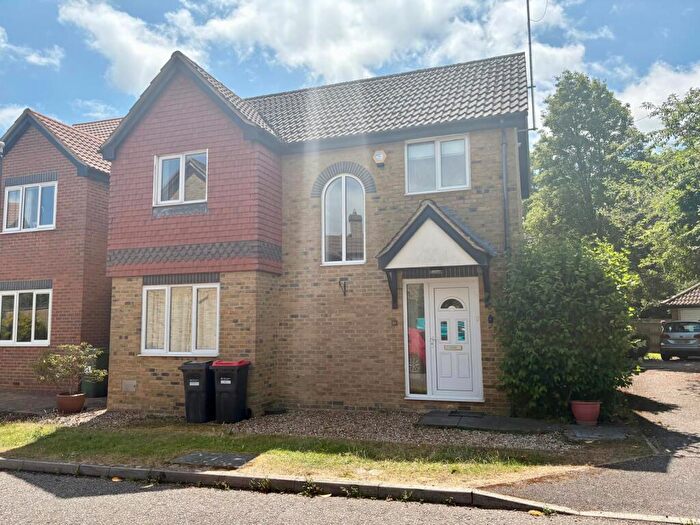 3 Bedroom Detached House To Rent In Jenkins Close, Shenley Church End, Milton Keynes, MK5